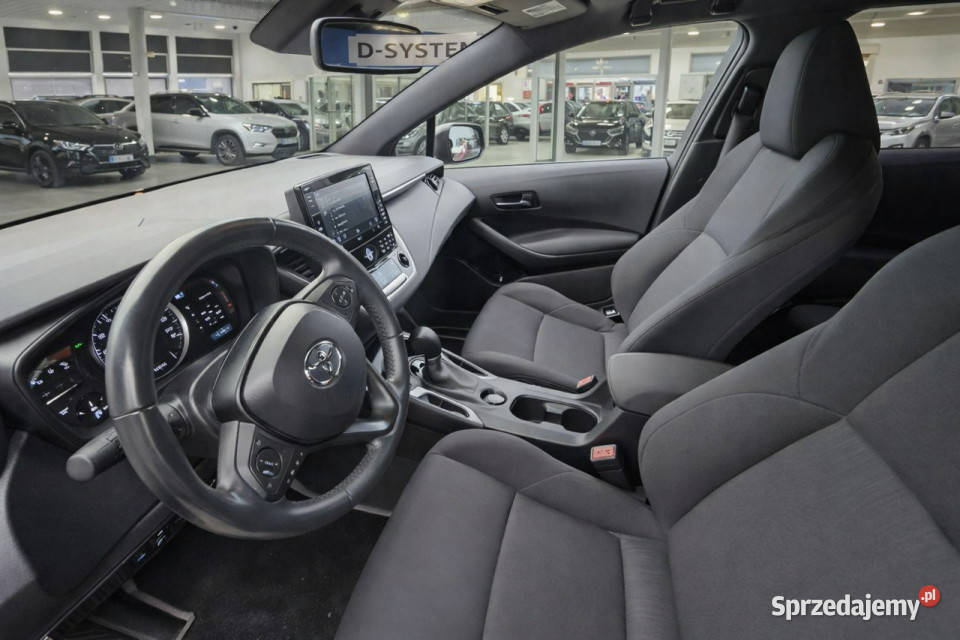 Toyota Corolla 21r Salon Polska 18 HYBRID Rok produkcji 2021 Białystok