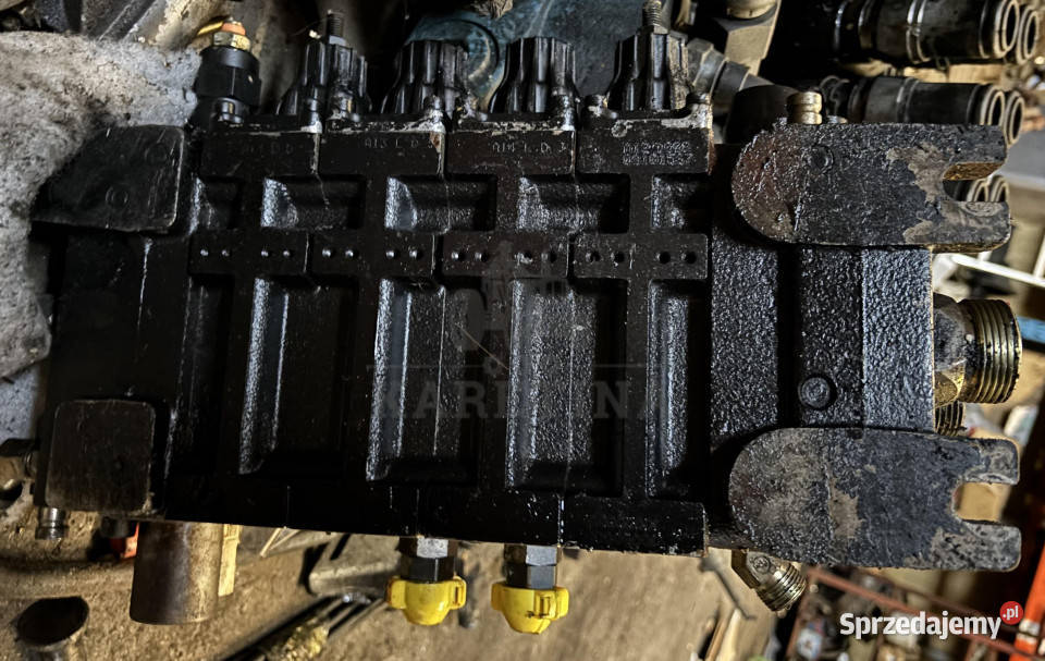 CAT 330 Rozdzielacz Hydrauliczny 2427958 Jastrzębniki
