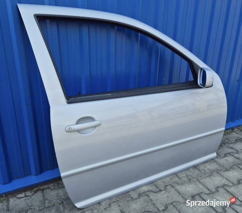 DRZWI PRZÓD PRAWY LEWY VW GOLF IV 4 LB7Z SREBRNE osobowe Działoszyce sprzedam