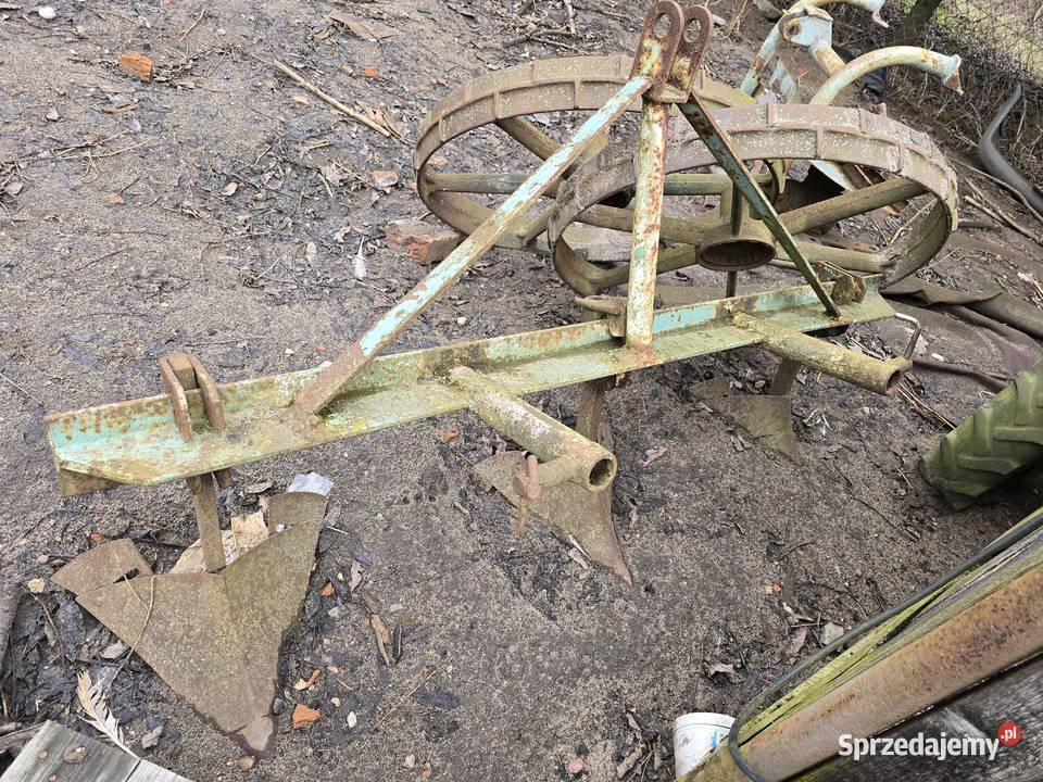 Opryskiwacz sprzedam maszyny rolnicze Wołów