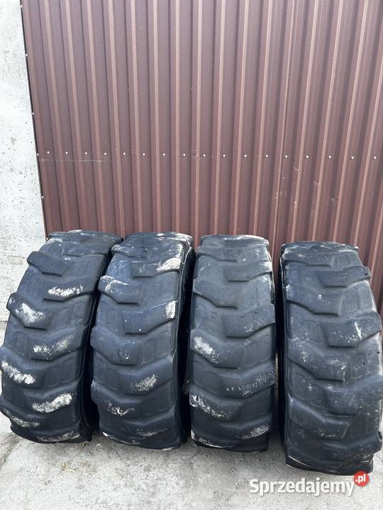 Opony 175L24 46070r24 175LR24 komplet Golub-Dobrzyń