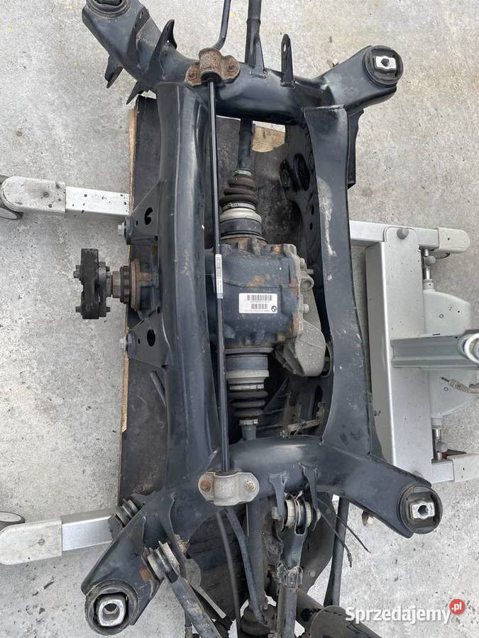 Belka wózek tylna tył BMW F20F21 osobowe Zduńska Wola