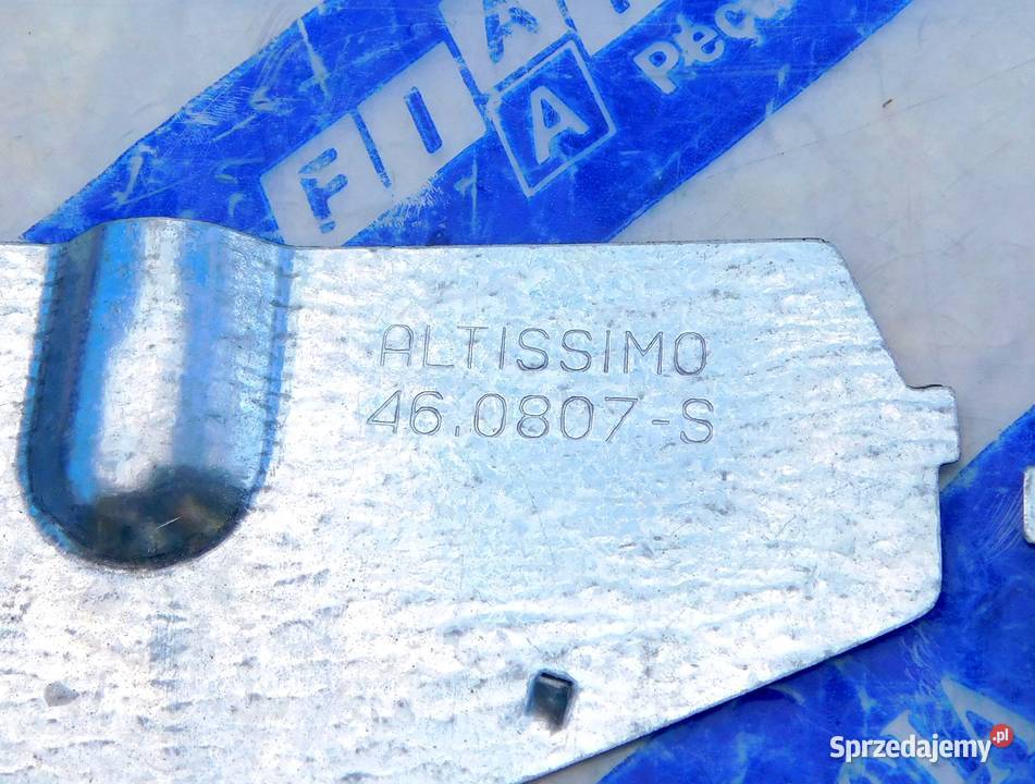 NOWE tylne lampy ALTISSIMO Fiat 126p 126 P4 Red Tarnów sprzedam