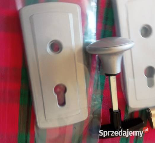 Szyldy z klamkogałką srebrną do bramy garażowej dolnośląskie Oborniki Śląskie