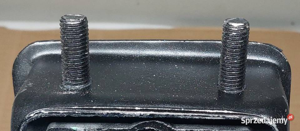 POUDUSZKA SILNIKA OPEL KADETT E 0684263 dolnośląskie Mielęcin