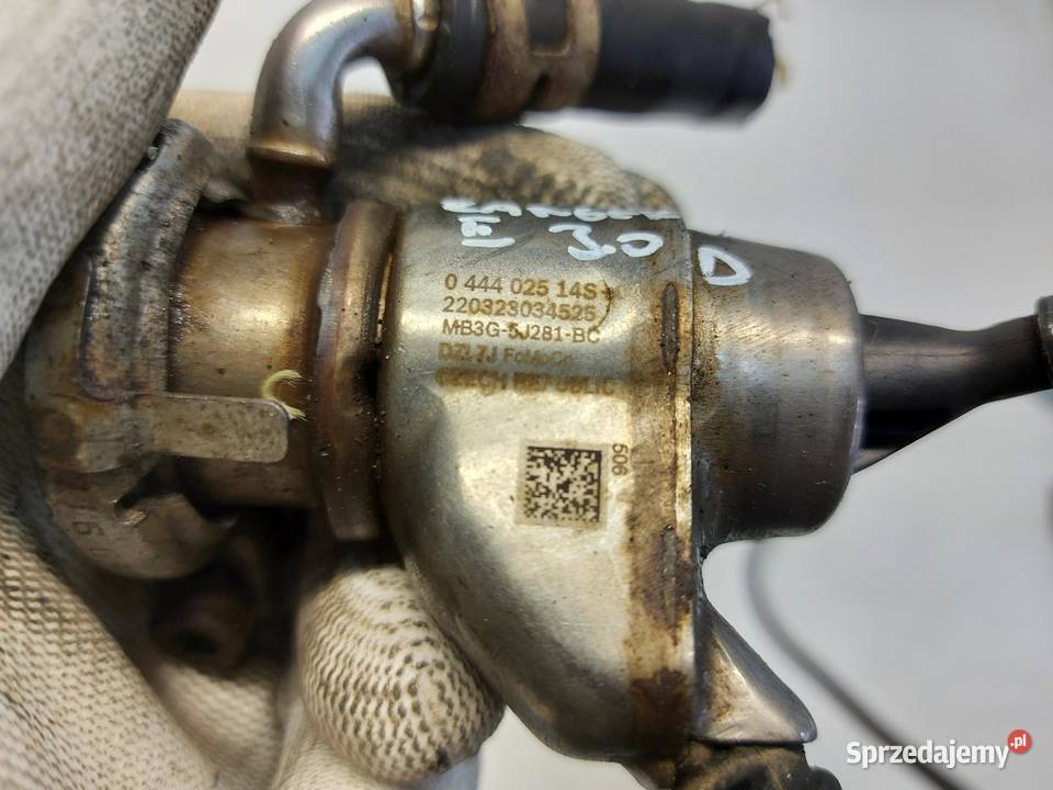 Ford Ranger VI 6 2024r WTRYSKIWACZ ADBLUE osobowe Tapicerki samochodowe sprzedam