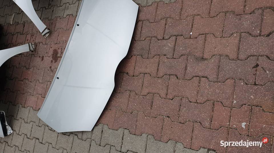 MASKA PRZÓD POKRYWA 1C0 SREBRNA COROLLA VERSO osobowe