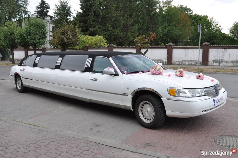 SUPER Limuzyna Lincoln Town Car 46L 2003 12os klimatyzacja