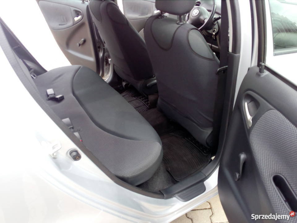 super toyota yaris Radom