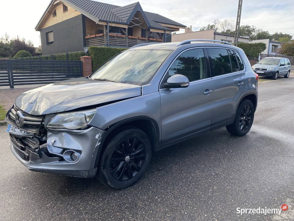 Volkswagen Tiguan 4MOTION 4x4 200 przebiegu nowy sprzedam