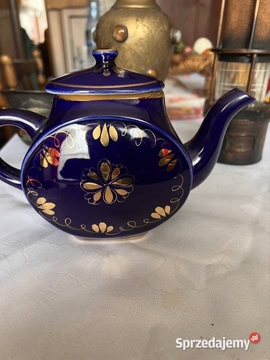 Kobaltowy imbryk ręcznie malowany Bytom
