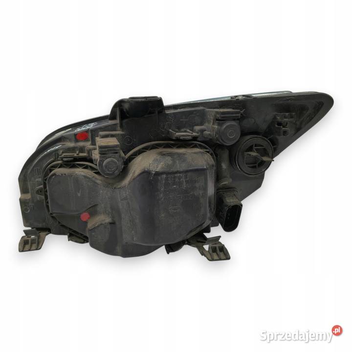 LAMPA PRAWA Ford Focus II MK2 2004 prawy przód sprzedam