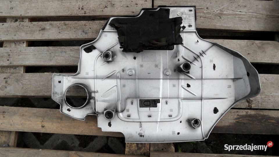 AUDI A6 C6 27 TDI 07r osłona pokrywa silnika
