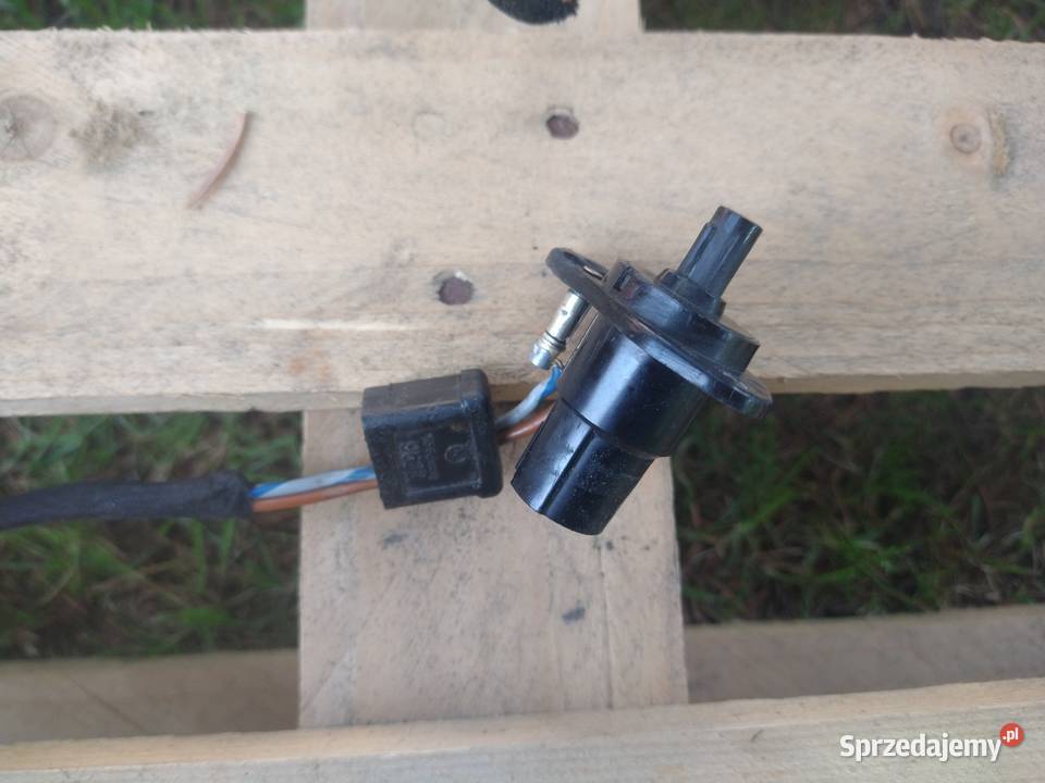 Włącznik Oświetlenia Bagażnika 110 825 00 41 małopolskie Skawina