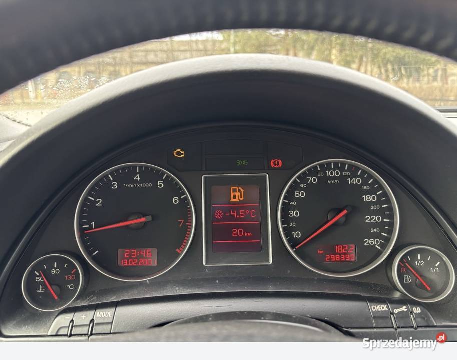 Audi A4 B6 20 130 LPG HAK Rok produkcji 2001 Pińczów