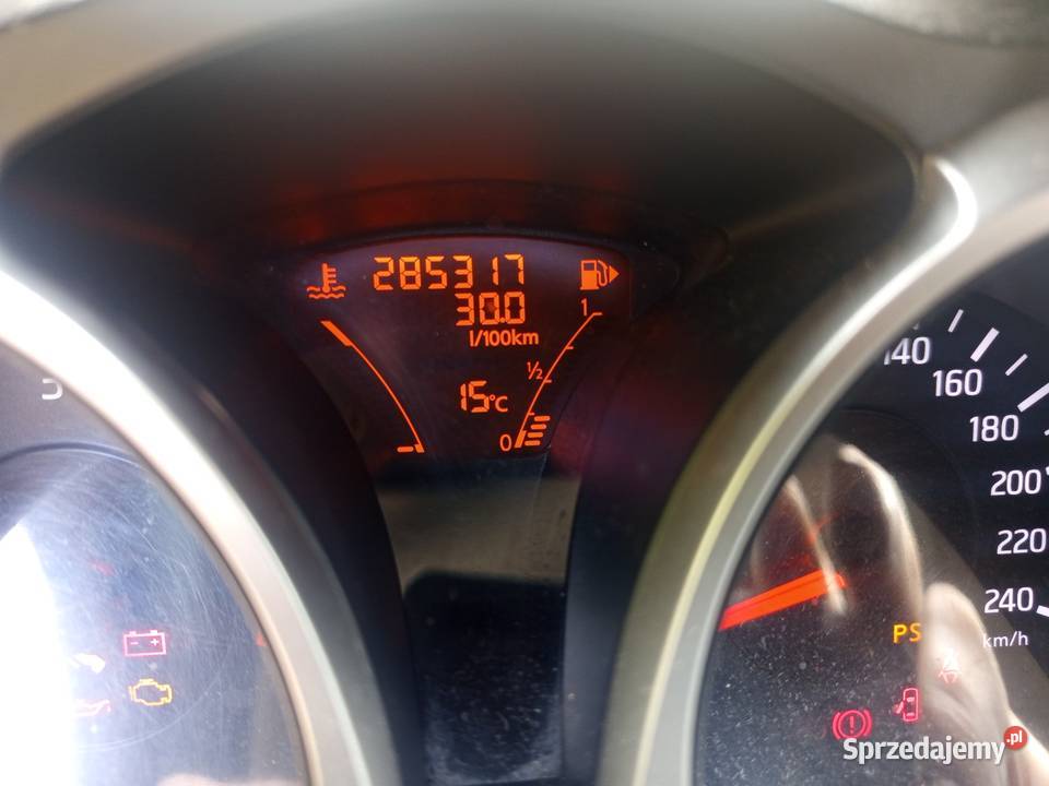 Nissan Juke 15 dCi 2012r czarny Łask