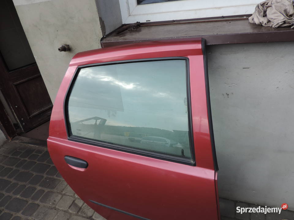 FIAT PUNTO 2 5D KOLOR 132F DRZWI PRAWY TYŁ Karoseria Nowy Sącz sprzedam