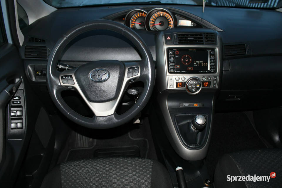 Toyota Verso 18 VVTi 147 BenzynaLPG z Niemiec 3 Włocławek