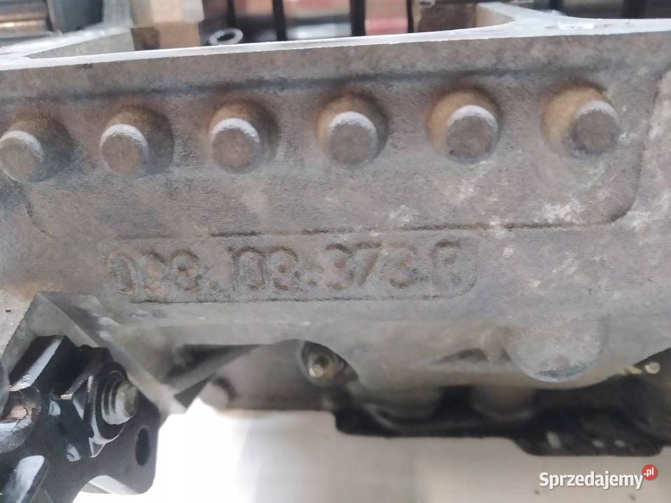 GŁOWICA KOMPLETNA 038103373R 19 TDI VW