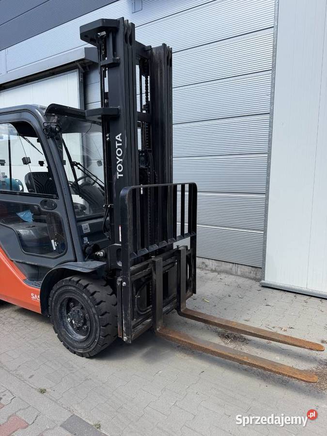 Toyota z Polskiego salonu FULL 55m TRIPLEX stan gaz łódzkie Łask sprzedam