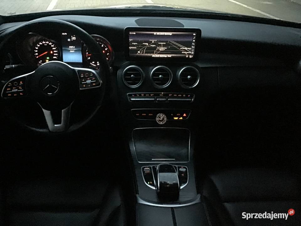 MERCEDES C 300 AMG 4X4Panorama Dach Kamera bluetooth Skępe