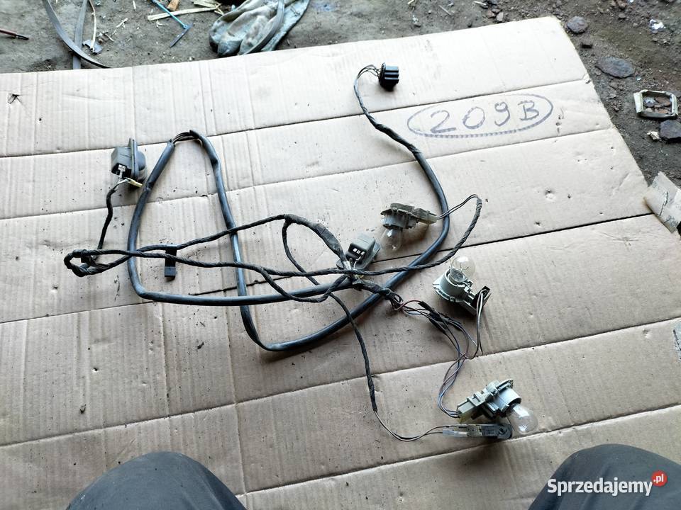 AUDI 80B3 80 B3 INSTALACJA WIĄZKA ELEKTRYCZNA osobowe Kamień-Kolonia