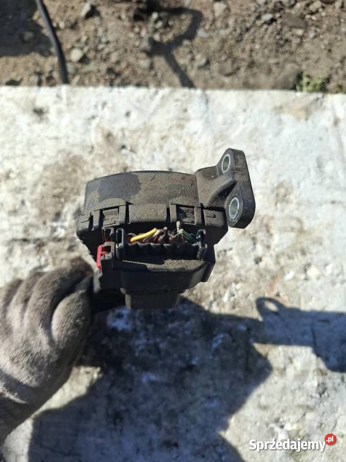 Potencjometr Gazu Mazda III osobowe lubelskie Wisznice