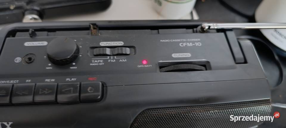 czarny radiomagnetofon to model Sony CFM10 wielkopolskie Poznań