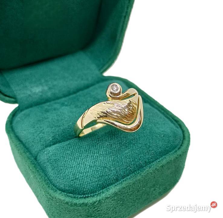 Złoty Pierścionek z diamentem pr 585 283g r22 Biżuteria Elbląg