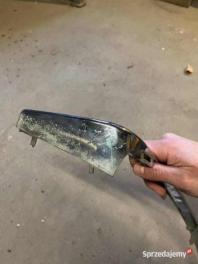 Atrapa zderzaka dolna chrom ori 188KM