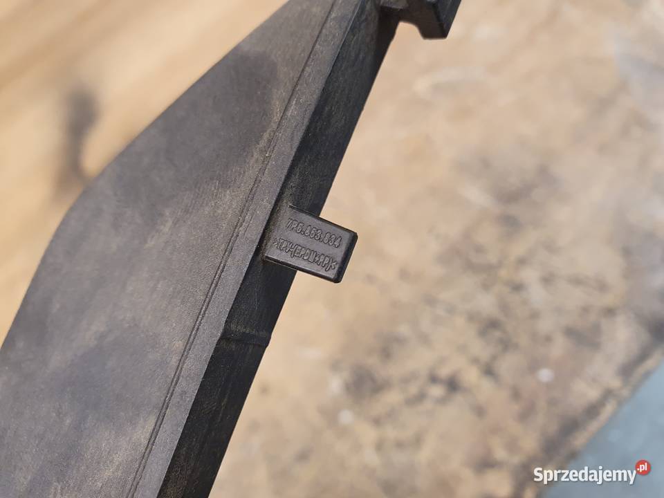 PORSCHE CAYENNE 7P5 LISTWA PRAWA 7P5853834 Międzychód