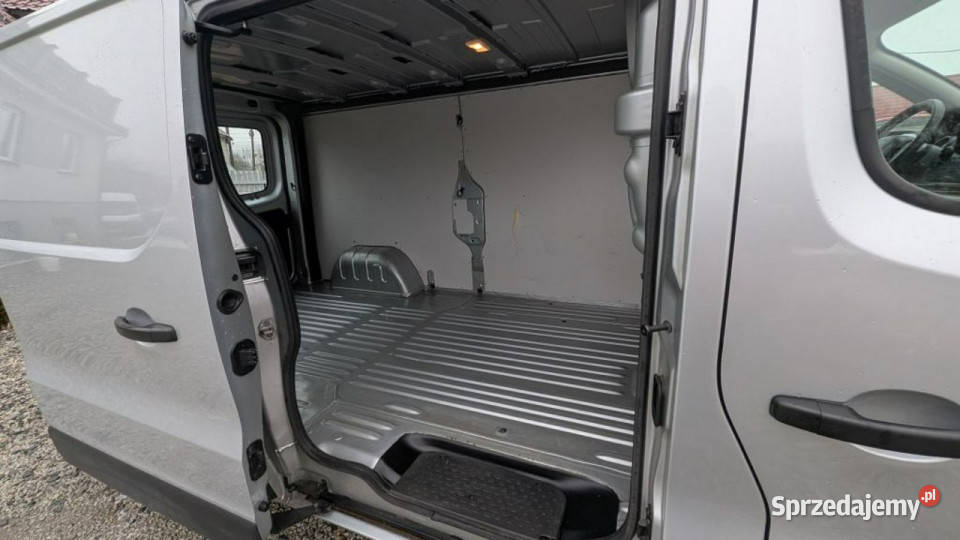 Opel Vivaro Long klimatyzacja Kamienna Góra