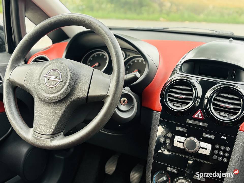 OPEL CORSA D 12 Benzyna Niski Przebieg Długie