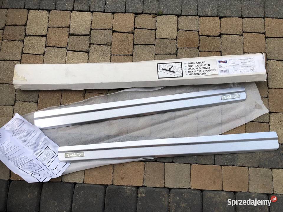 Listwy ozdobne progu Alfa romeo 147 nowe