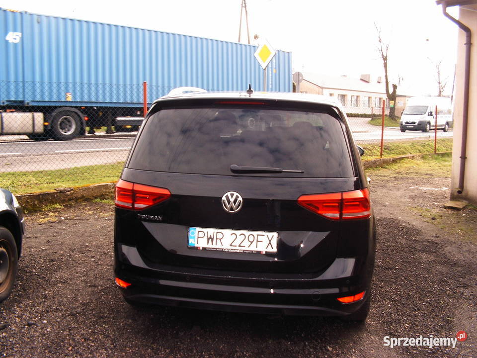 Volkswagen Touran 20 TDI 2019 r automatyczna wielkopolskie Września