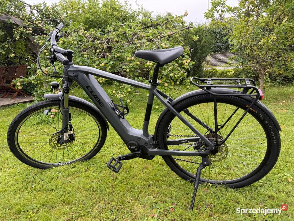 Rower elektryczny Cube Touring
