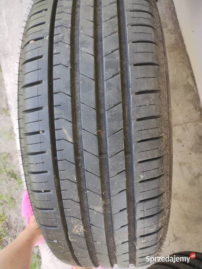 Komplet oryginalnych felg aluminiowych z letnimi
