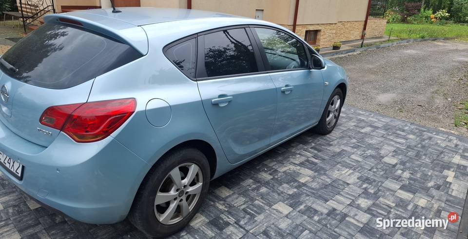 Opel Astra J 14T140 2010r stanie CD podkarpackie Wysoka sprzedam