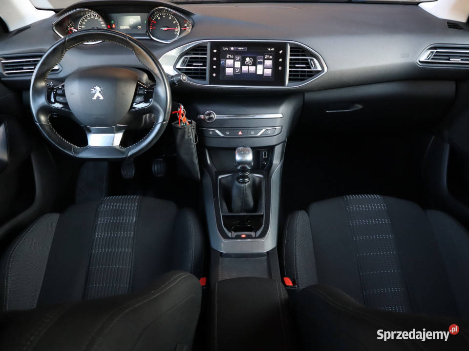 Peugeot 308 12 PureTech Bielany Wrocławskie