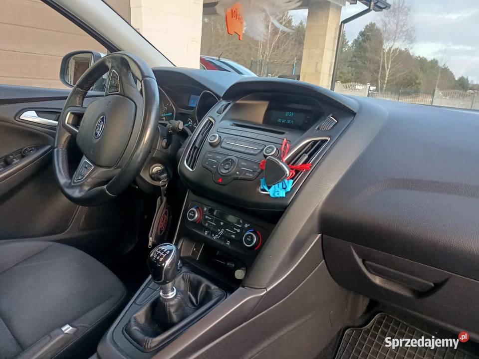 Ford Focus Kombi 10 Ecoboost benzyna pierwszy system Start-Stop Brzeg