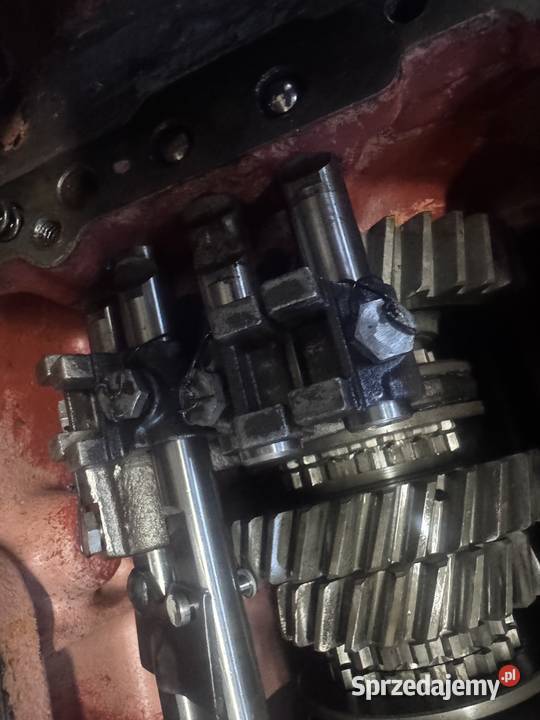 Skrzynia biegów Ursus Zetor 4 biegowa z Części i osprzęt rolniczy Gniezno