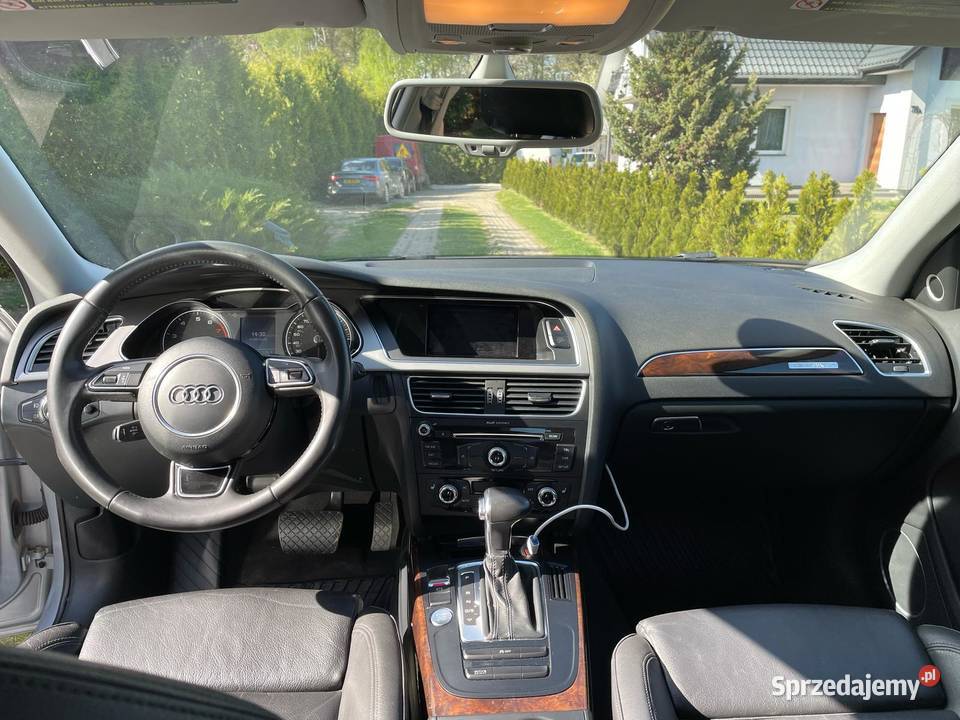 Audi a4 b8 S line 2014 20 tfsi Quatro uszkodzone gniazdo AUX A4