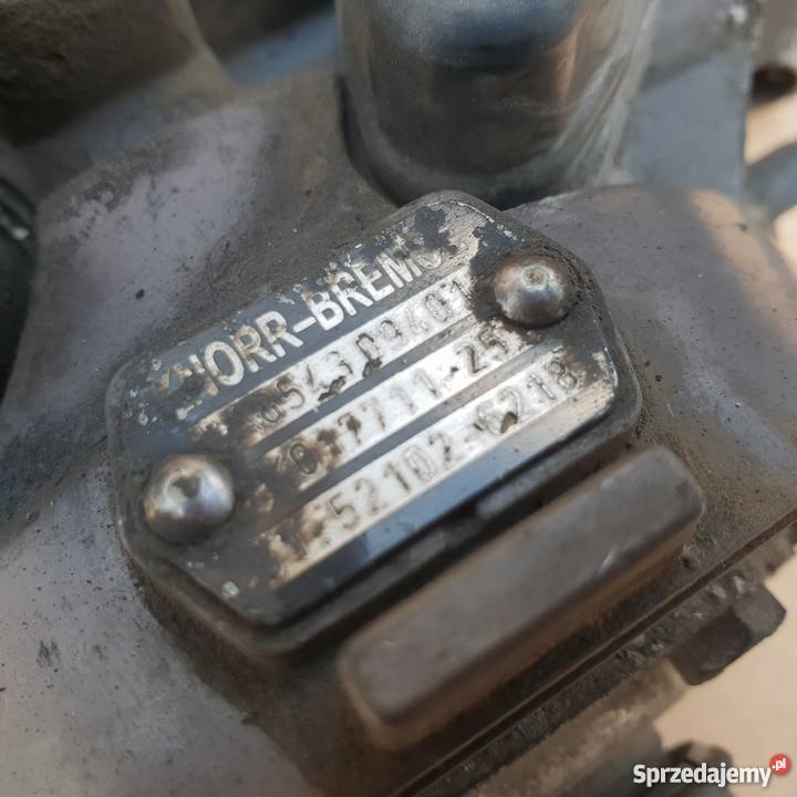 MAN TGX TGA PODSTAWA ZAWÓR OSUSZACZ ciężarowe Bieleń sprzedam