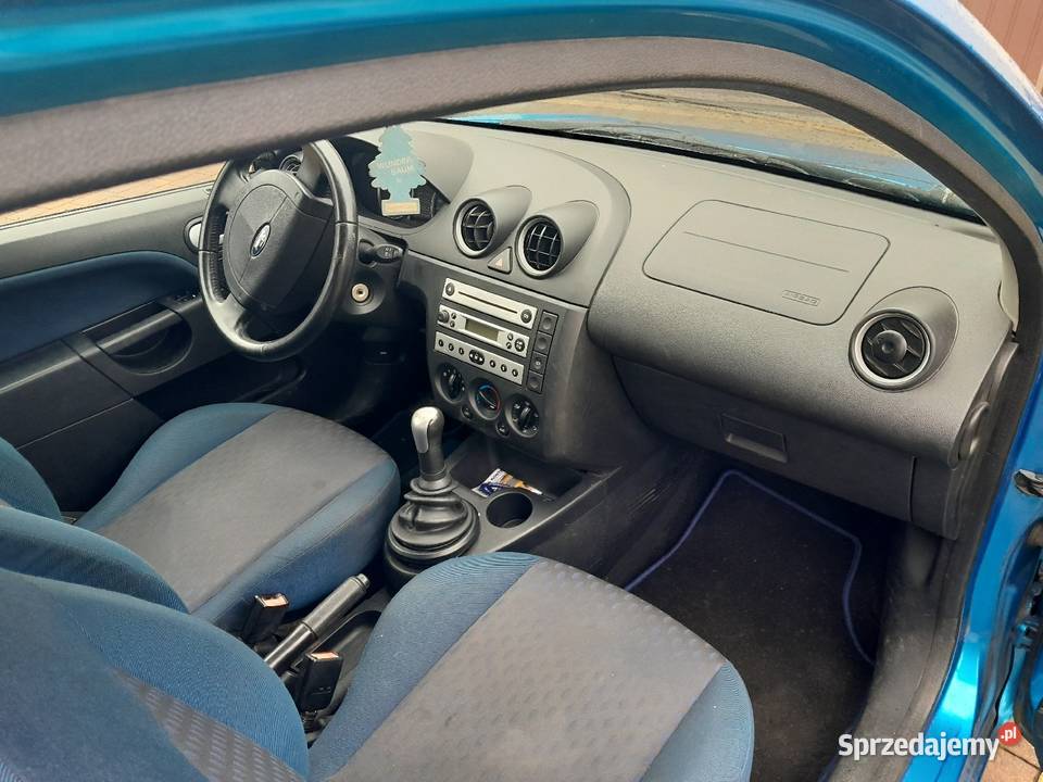 Ford Fiesta 13 Benzyna Mały przebieg Klima Hutki