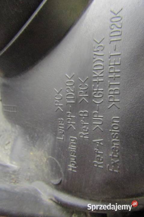 LAMPA PRZEDNIA LEWY PRZÓD TOYOTA YARIS III