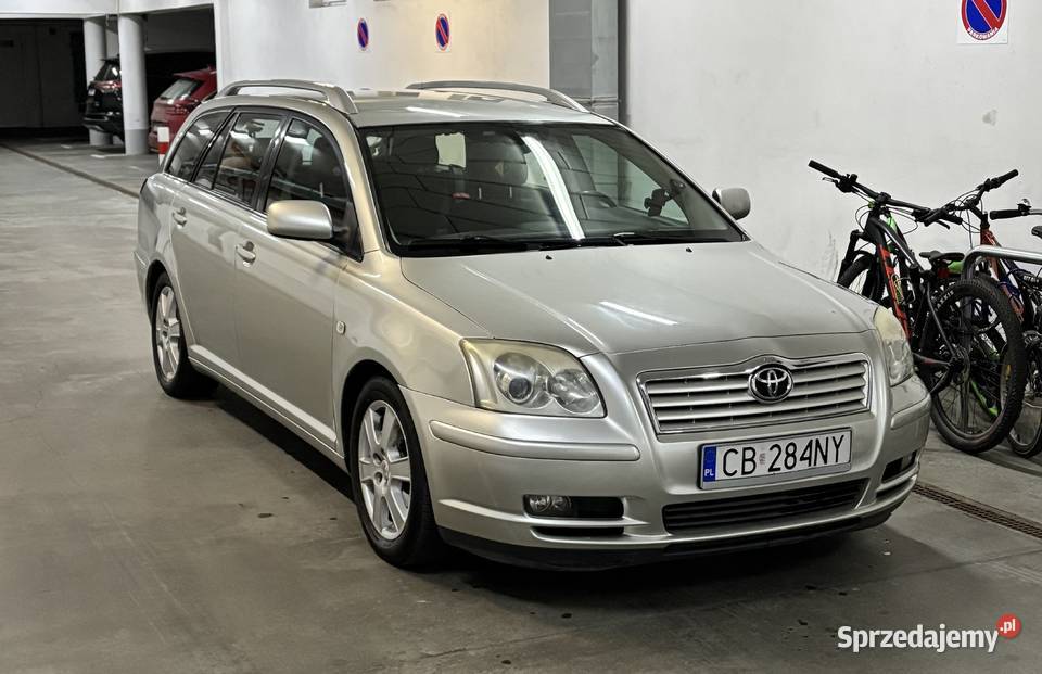 Toyota Avensis kombi T25 18 benzyna Rok produkcji 2005 kujawsko-pomorskie