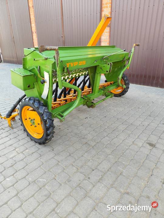 Siewnik Amazone Specjal d7 szerokość 25 metra Amazone
