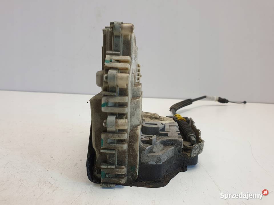 Audi A5 8T ZAMEK DRZWI PRAWY Tył 8K0839016C Rudka