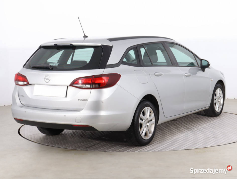 Opel Astra 14 T Piaseczno