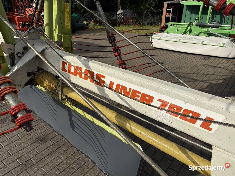 Zgrabiarka 2 karuzelowa Claas Liner 780 Claas Myszyniec